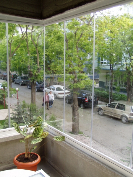CAM BALKON UYGULAMASI BAHÇELİEVLER